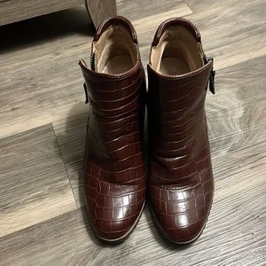 Soul by Naturalizer Faux Croc Booties